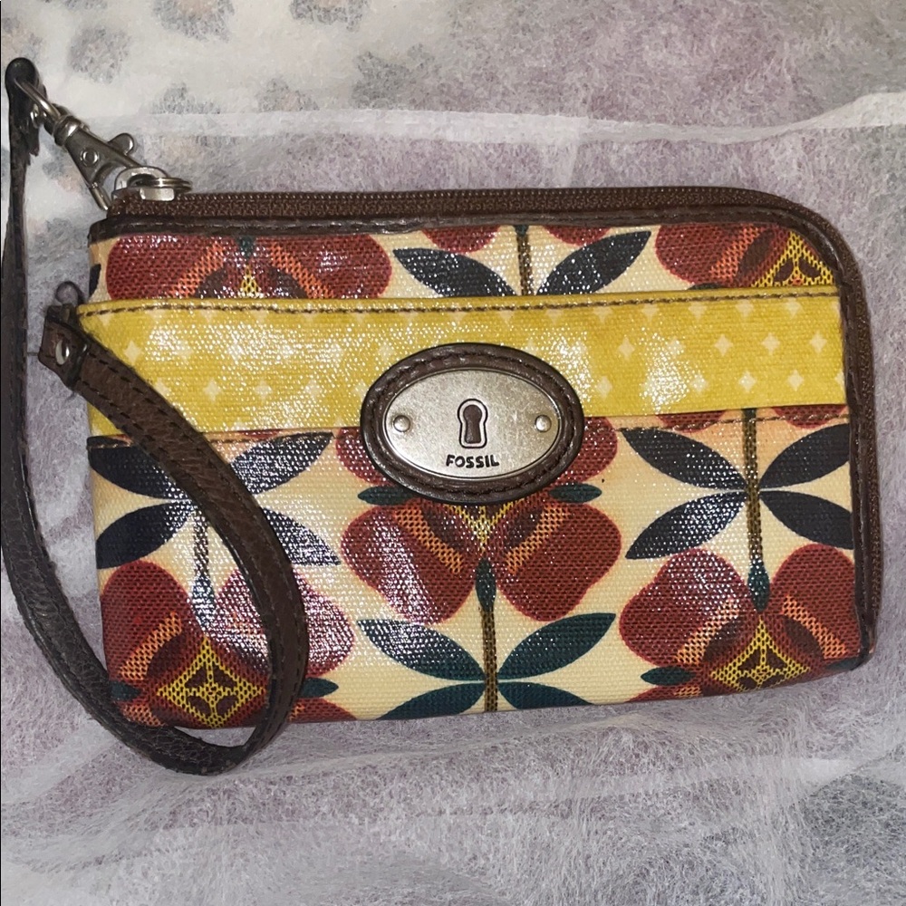 Fossil Women's Multicolor Floral Wristlet Vintage